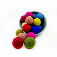3cm Felt Balls