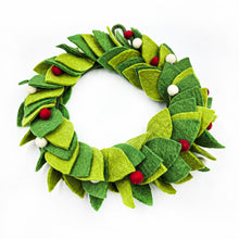 Green Leaves Wreath with Buds